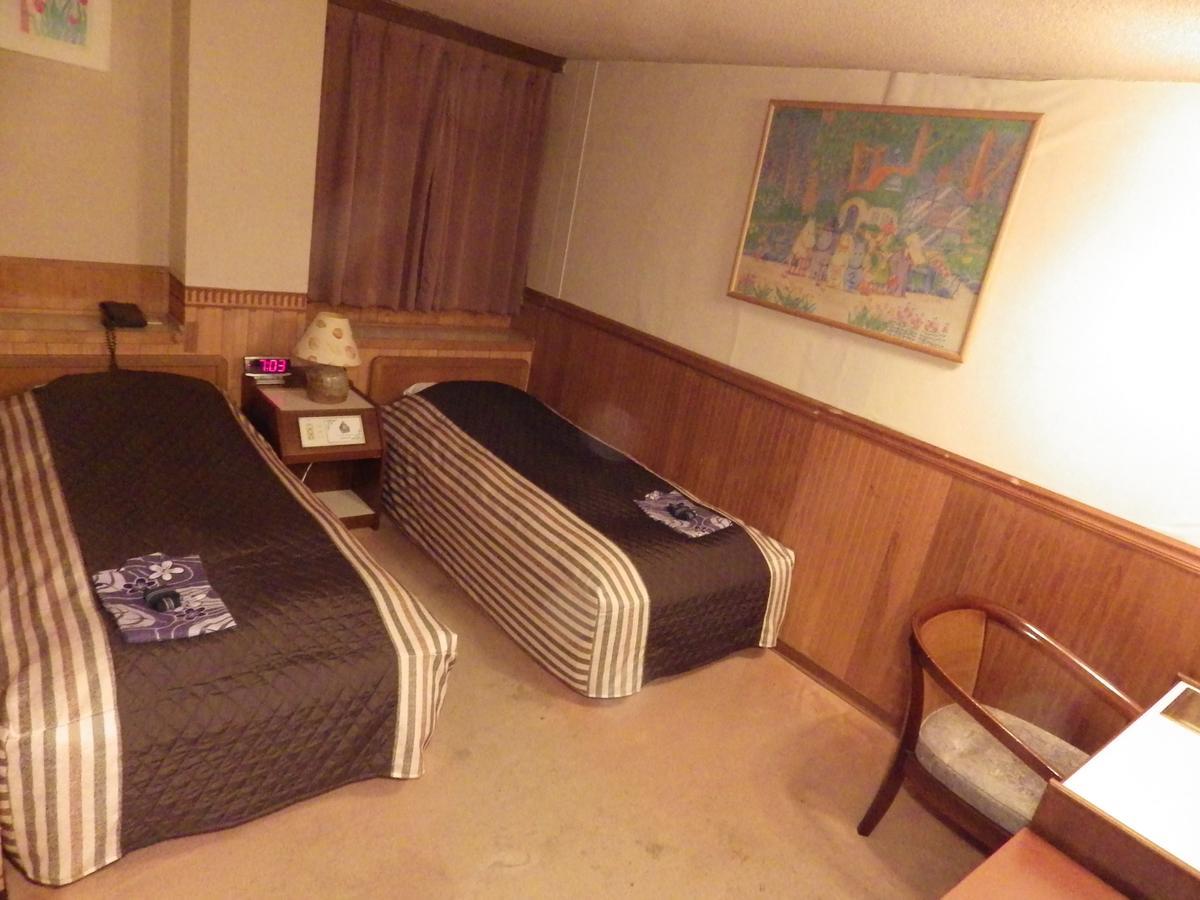 Business Hotel Masutachi ชิซุโอกะ ภายนอก รูปภาพ